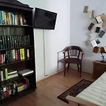 Literaturhaus Schmoekermuehle Bed & Breakfast Andernach