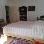 Literaturhaus Schmoekermuehle Bed & Breakfast