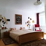 Literaturhaus Schmoekermuehle Bed & Breakfast 3*