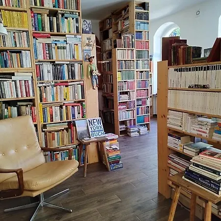Literaturhaus Schmoekermuehle Bed & Breakfast Andernach