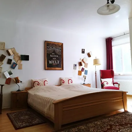 Literaturhaus Schmoekermuehle Bed & Breakfast 3*