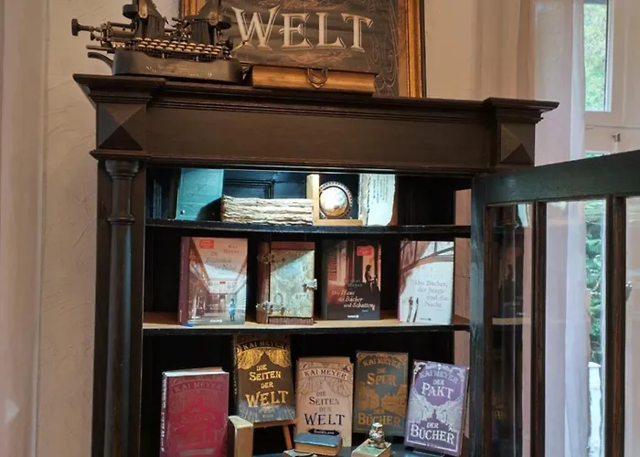 Literaturhaus Schmoekermuehle Bed & Breakfast Andernach